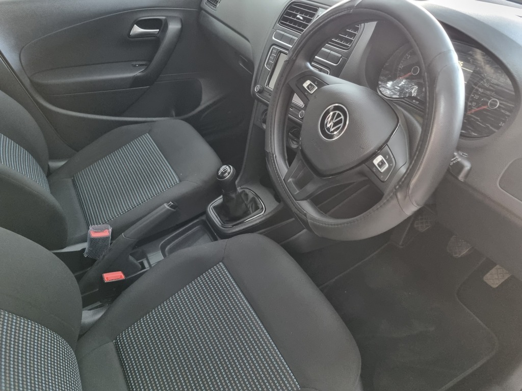 VOLKSWAGEN POLO VIVO POLO VIVO 1.4 COMFORTLINE (5DR) - 11