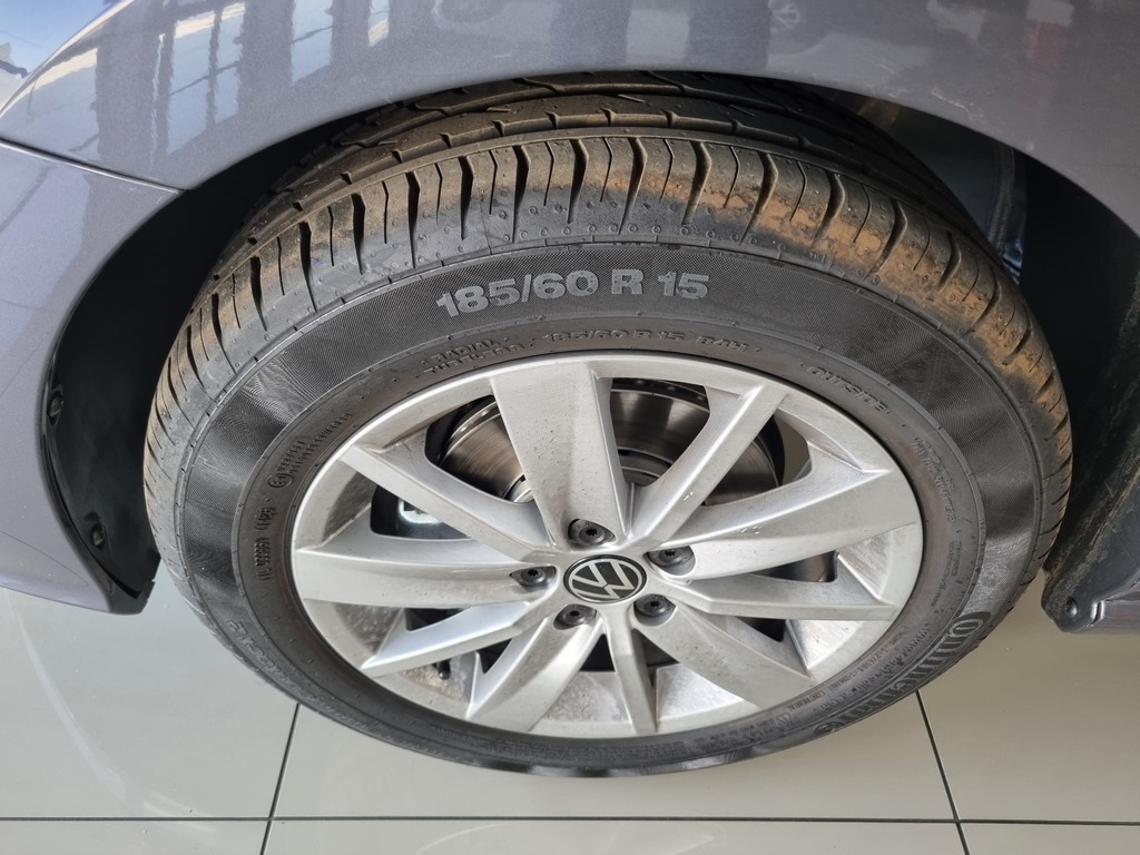 VOLKSWAGEN POLO VIVO POLO VIVO 1.4 (5DR) - 5