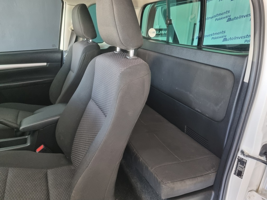 TOYOTA HILUX HILUX 2.4 GD-6 RB RAIDER A/T P/U E/CAB - 8