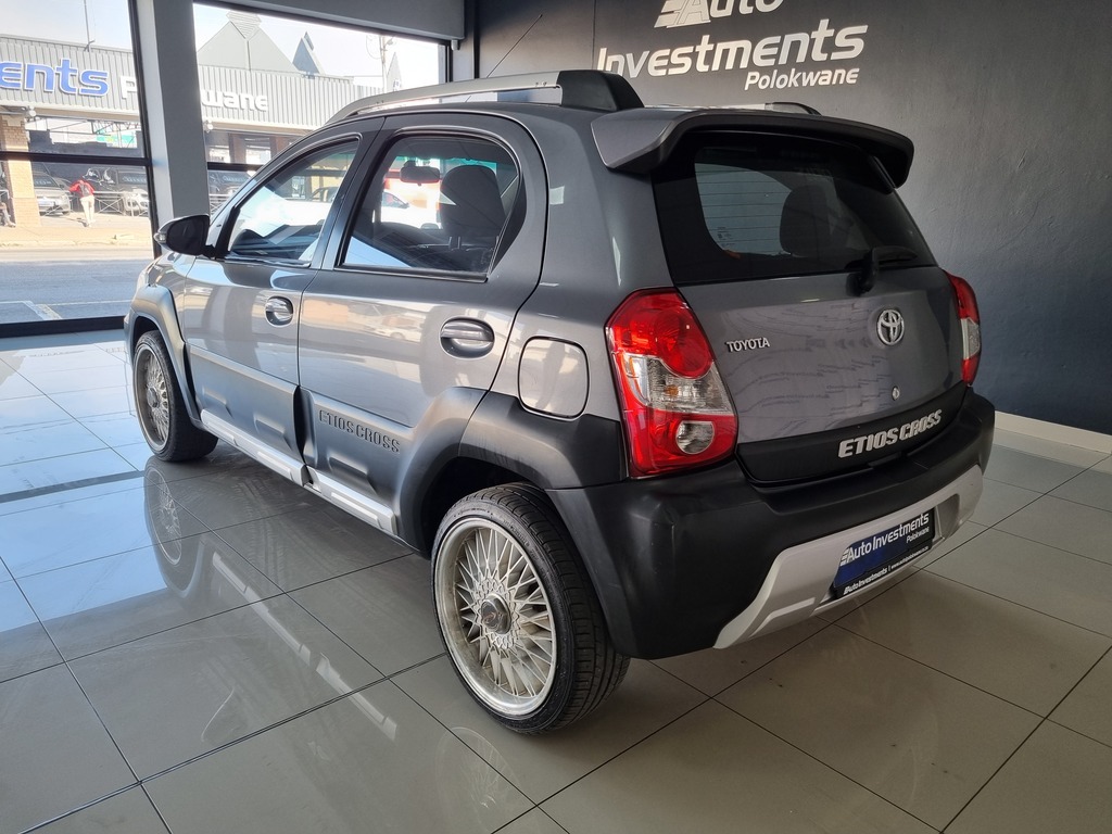 TOYOTA ETIOS ETIOS CROSS 1.5 Xs 5Dr - 14