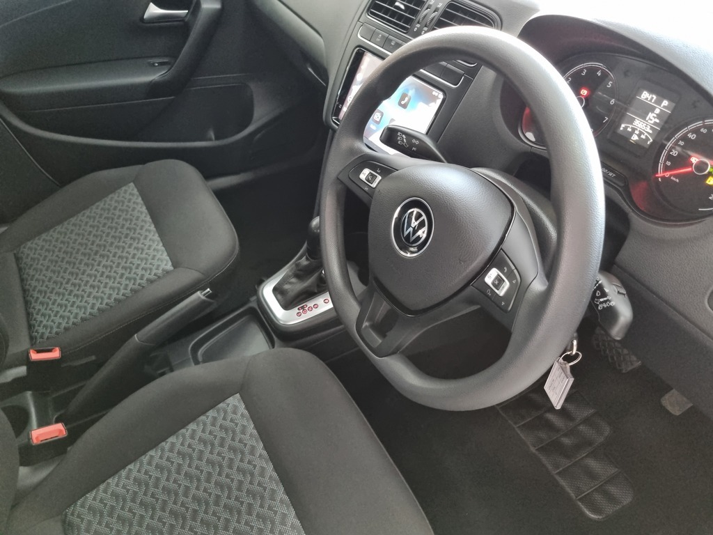 VOLKSWAGEN POLO VIVO POLO VIVO 1.6 LIFE TIP (5DR) - 11