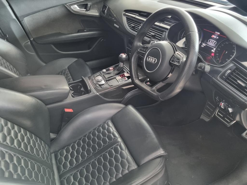 AUDI A7 RS 7 SPORTBACK 4.0T FSI (412KW) - 11