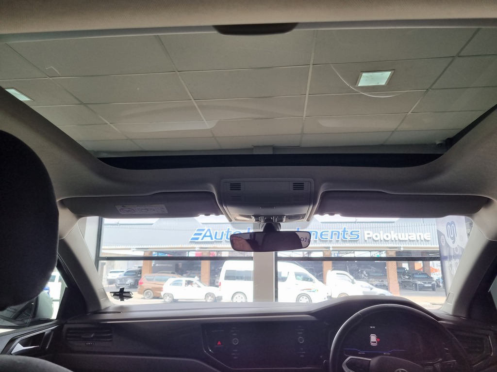 VOLKSWAGEN POLO POLO 1.0 TSI LIFE DSG - 12