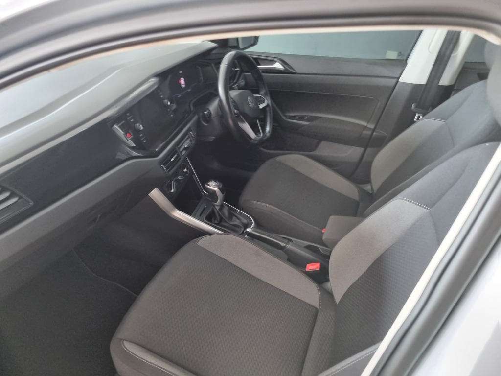 VOLKSWAGEN POLO POLO 1.0 TSI LIFE DSG - 8