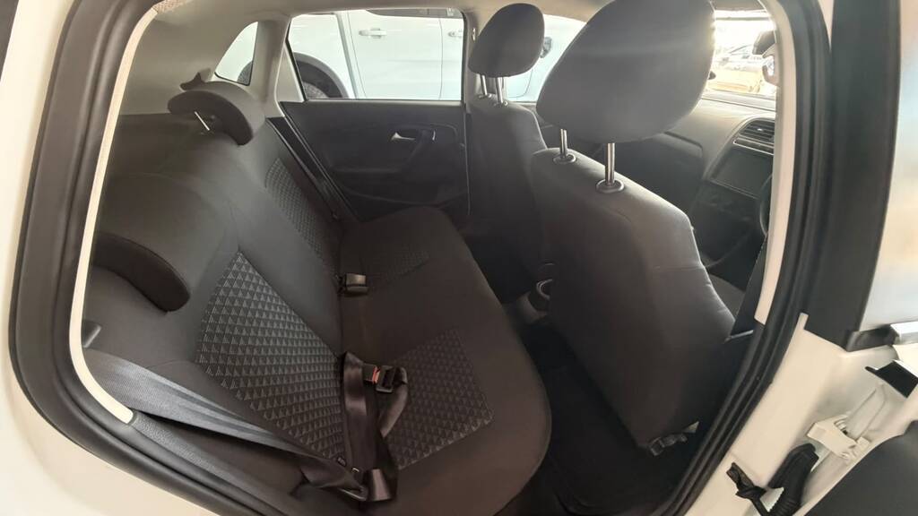 VOLKSWAGEN POLO VIVO POLO VIVO 1.4 (5DR) - 12