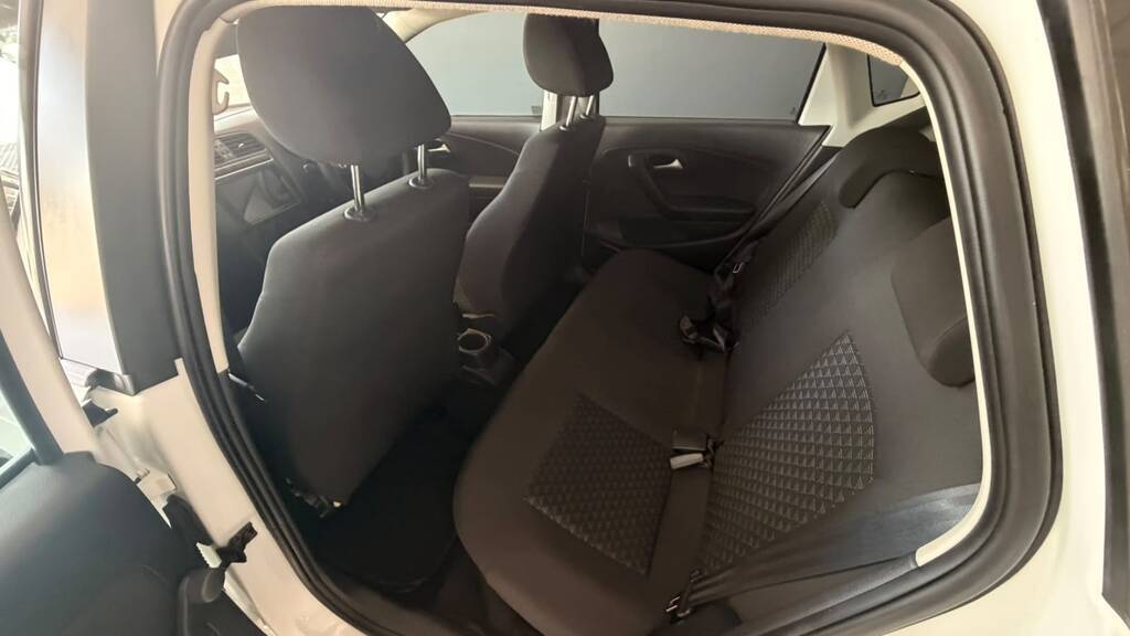 VOLKSWAGEN POLO VIVO POLO VIVO 1.4 (5DR) - 14