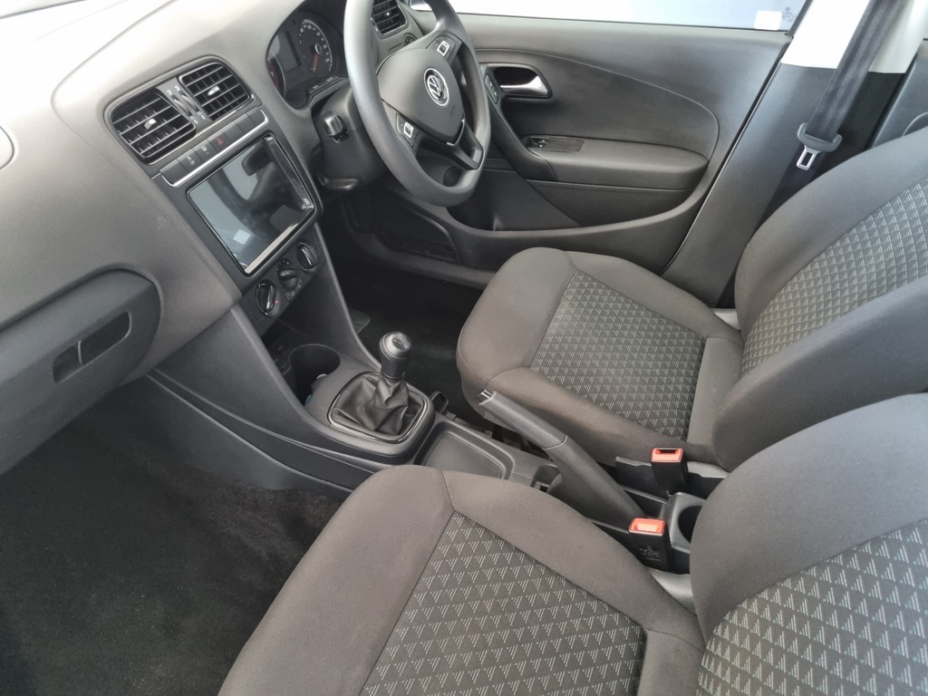VOLKSWAGEN POLO VIVO POLO VIVO 1.4 (5DR) - 2