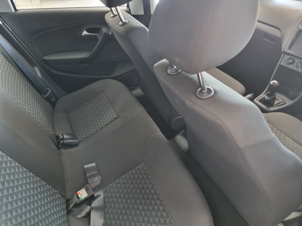 VOLKSWAGEN POLO VIVO POLO VIVO 1.4 (5DR) - 6