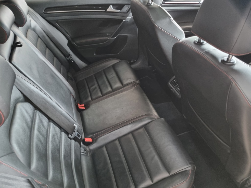 VOLKSWAGEN GOLF 7 GOLF VII GTi 2.0 TSI DSG