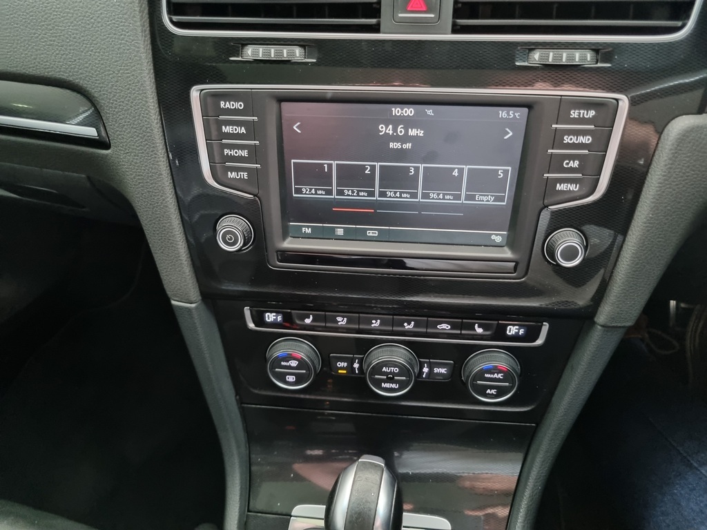 VOLKSWAGEN GOLF 7 GOLF VII GTi 2.0 TSI DSG