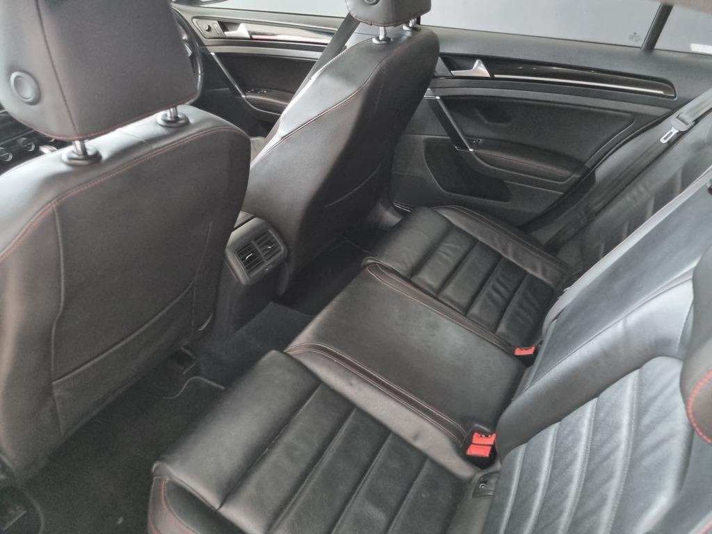VOLKSWAGEN GOLF 7 GOLF VII GTi 2.0 TSI DSG