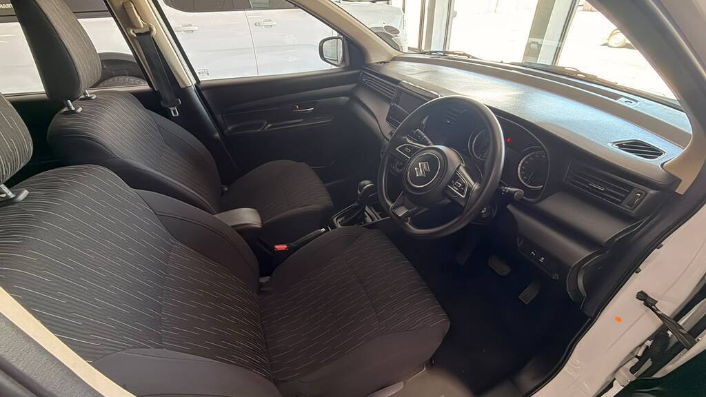 SUZUKI ERTIGA ERTIGA 1.5 GL A/T - 10