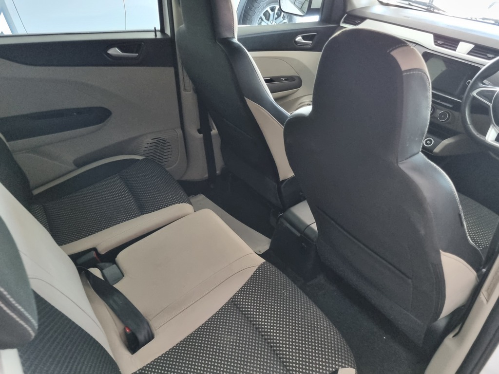 RENAULT TRIBER TRIBER 1.0 PRESTIGE / INTENS AMT - 5