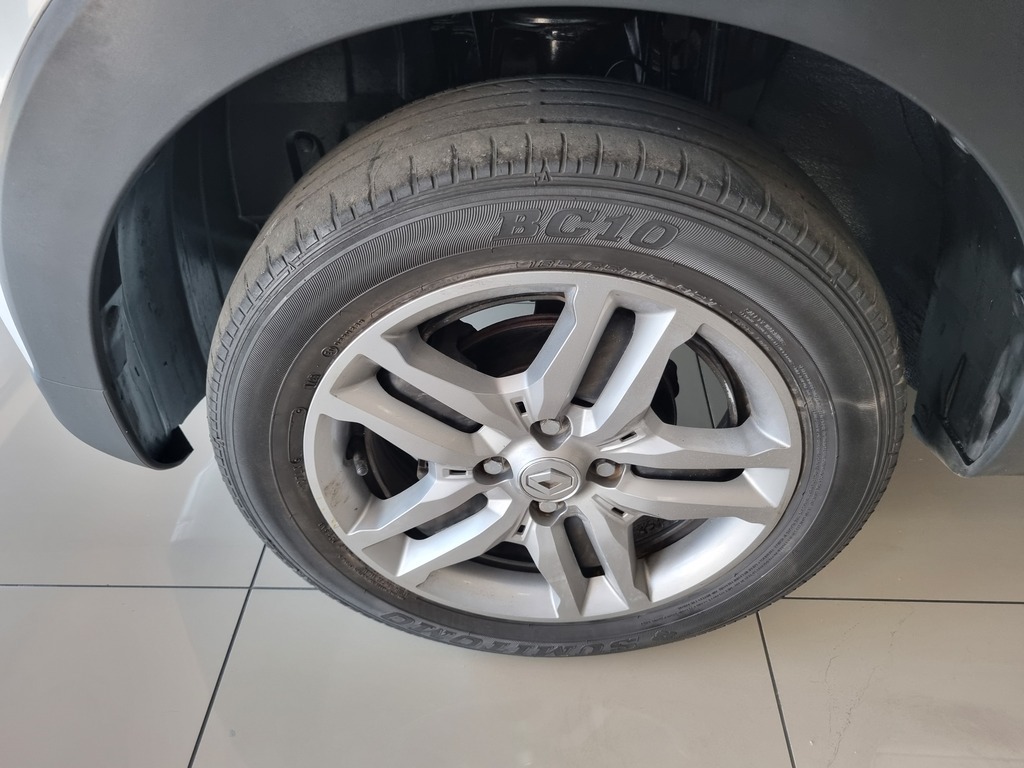 RENAULT TRIBER TRIBER 1.0 PRESTIGE / INTENS AMT - 8