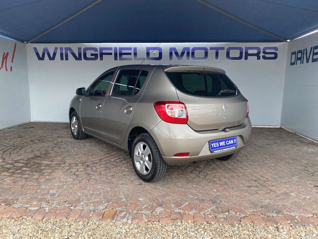 2016 RENAULT SANDERO, Champagne, 117100Kms, Manual, Hatchback, Petrol, R125 900, Kuilsriver