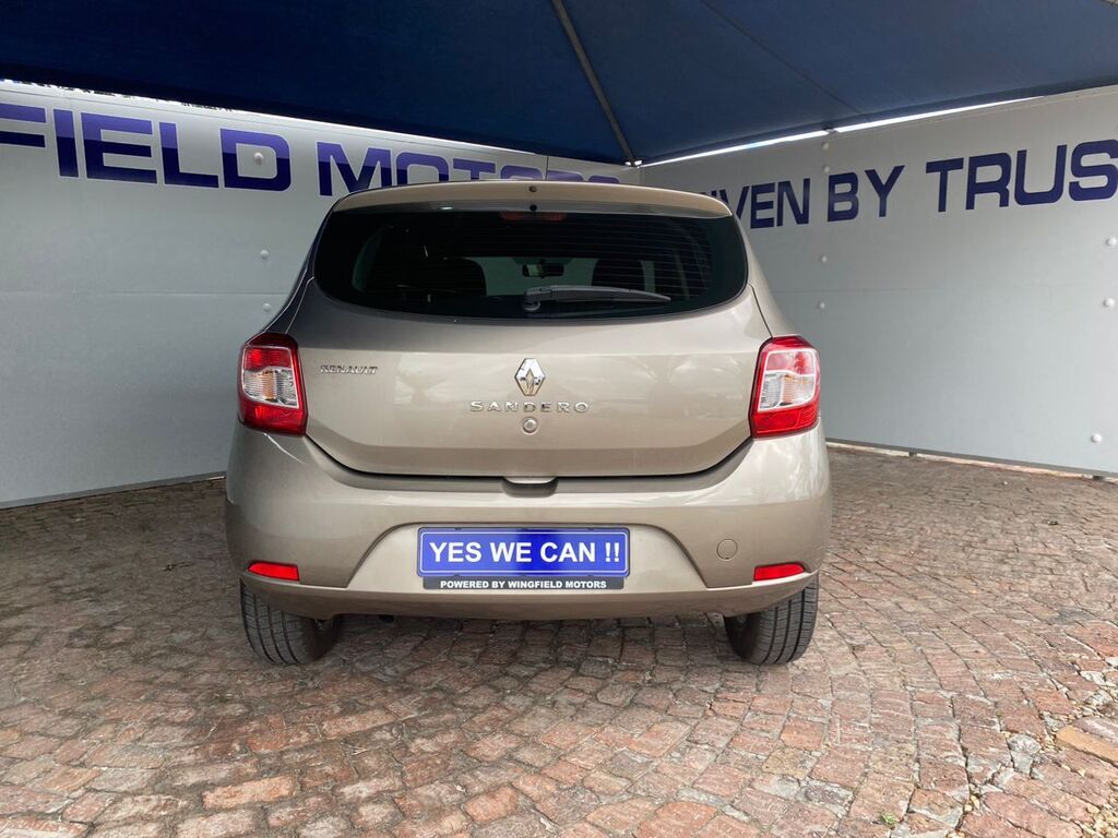 2016 RENAULT SANDERO, Champagne, 117100Kms, Manual, Hatchback, Petrol, R125 900, Kuilsriver