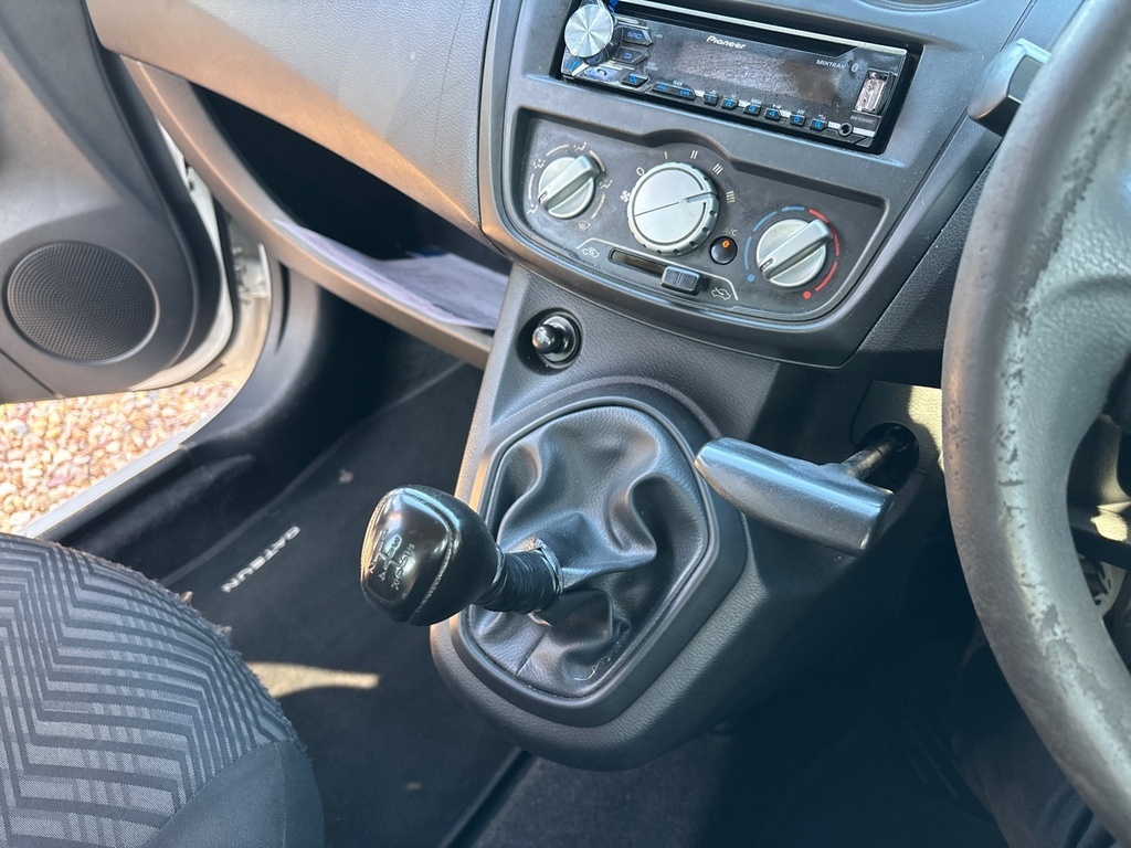 DATSUN GO - Image 14