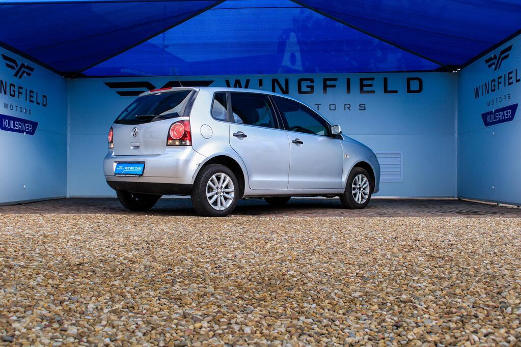 2014 VOLKSWAGEN POLO VIVO, Silver, 145000Kms, Automatic, Hatchback, Petrol, R119 900, Kuilsriver