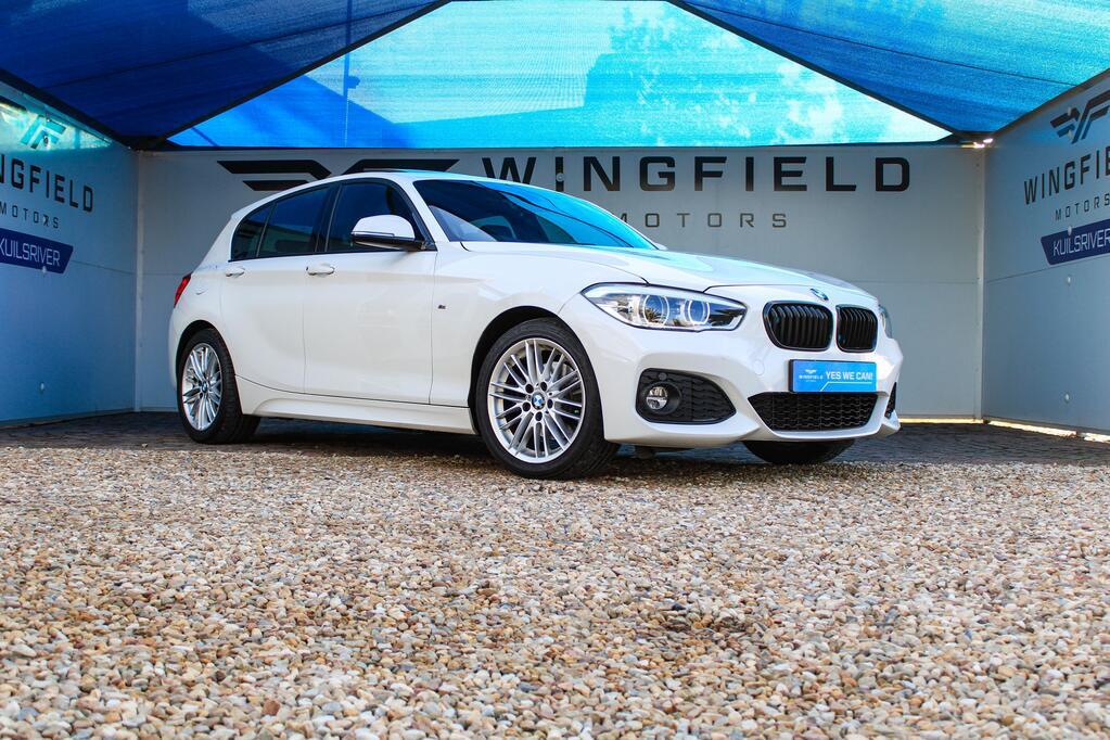 2018 BMW 1 SERIES, White metallic, 127000Kms, Automatic, Hatchback, Petrol, R299 900, Kuilsriver