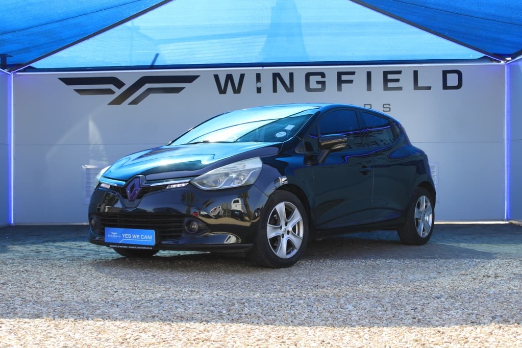 2015 RENAULT CLIO IV, Black, 104000Kms, Manual, Hatchback, Petrol, R129 900, Kuilsriver