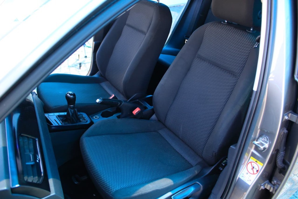 2021 VOLKSWAGEN POLO, Grey, 118000Kms, Manual, Hatchback, Petrol, R219 900, Kuilsriver