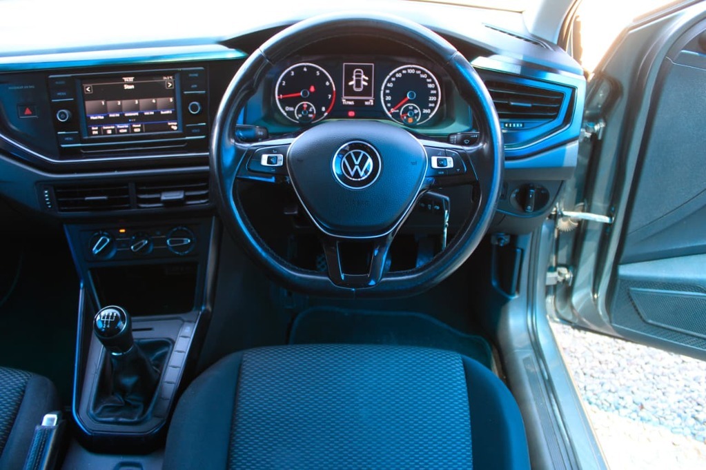 2021 VOLKSWAGEN POLO, Grey, 118000Kms, Manual, Hatchback, Petrol, R219 900, Kuilsriver