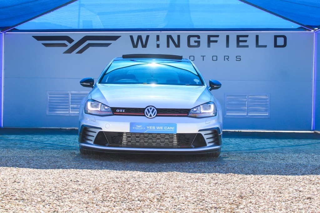 2017 VOLKSWAGEN GOLF 7, Silver, 96000Kms, Automatic, Hatchback, Petrol, R559 900, Kuilsriver