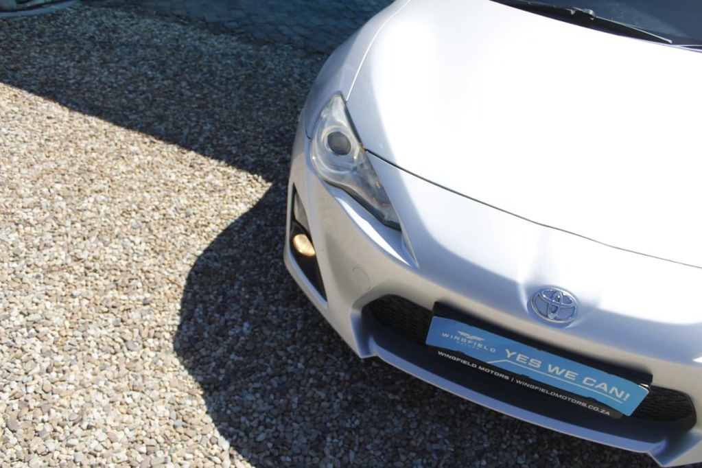 2013 TOYOTA 86, Silver, 197115Kms, Manual, Coupe, Petrol, R199 900, Kuilsriver