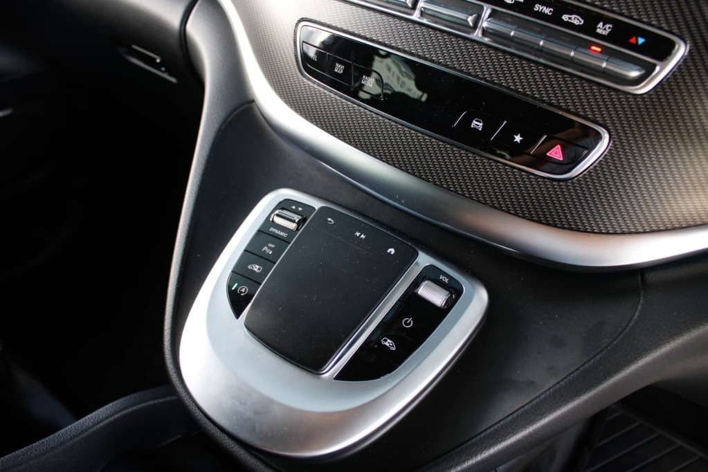 2023 MERCEDES-BENZ V CLASS, White, 55000Kms, Automatic, , Diesel, R1 749 900, Kuilsriver