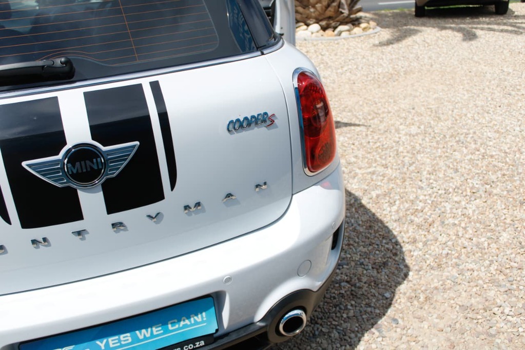 2015 MINI COOPER COUNTRYMAN, White, 136000Kms, Automatic, , Petrol, R219 900, Kuilsriver