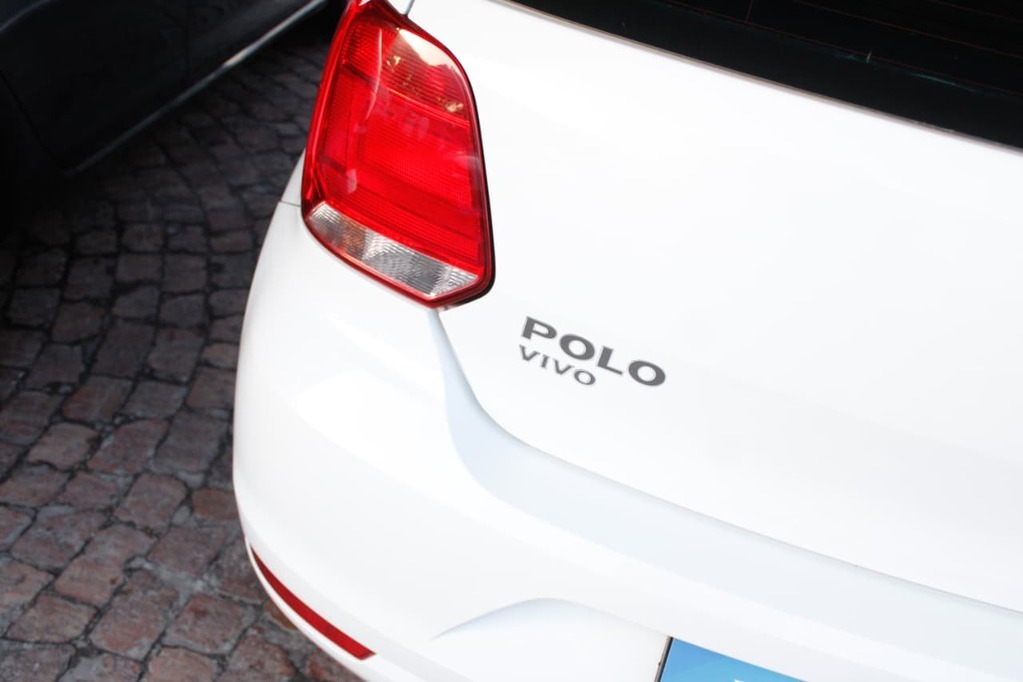 2020 VOLKSWAGEN POLO VIVO, White, 144000Kms, Manual, , Petrol, R189 900, Kuilsriver