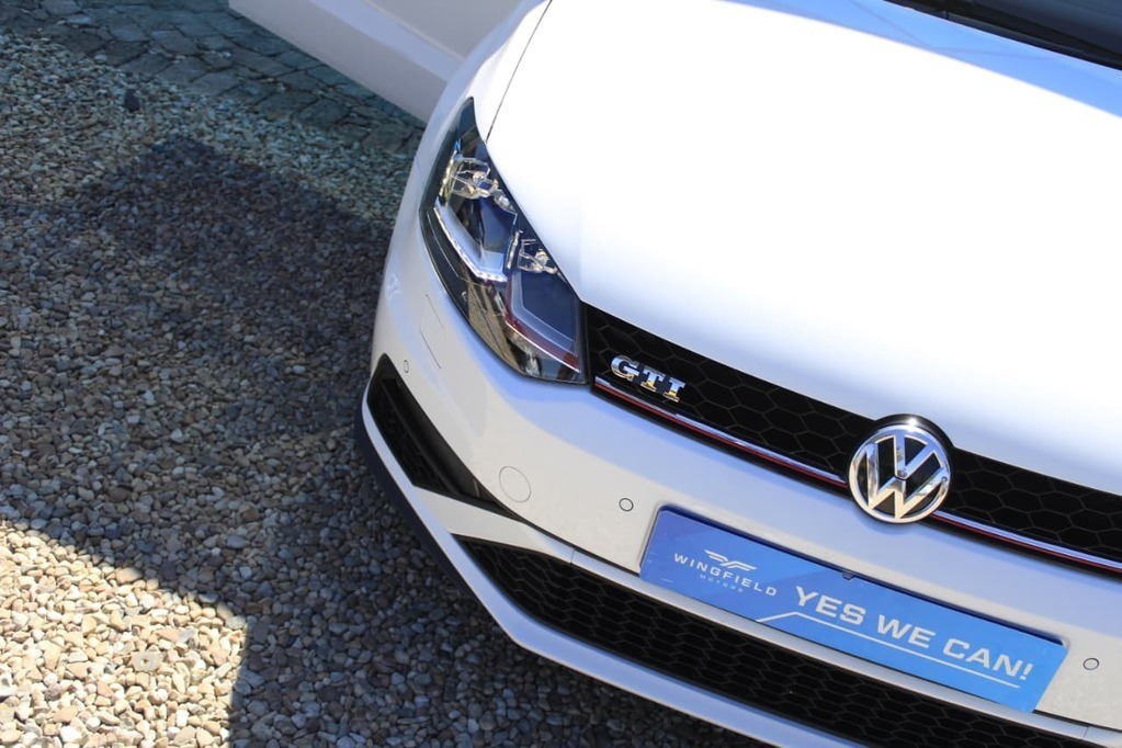 2015 VOLKSWAGEN POLO, White, 198000Kms, Automatic, Hatchback, Petrol, R259 900, Wingfield Motors Kuilsriver