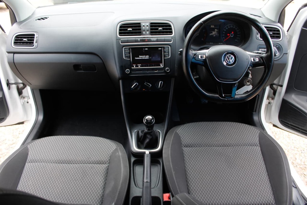 2020 VOLKSWAGEN POLO CLASSIC, White, 83542Kms, Manual, , Petrol, R209 900, Kuilsriver