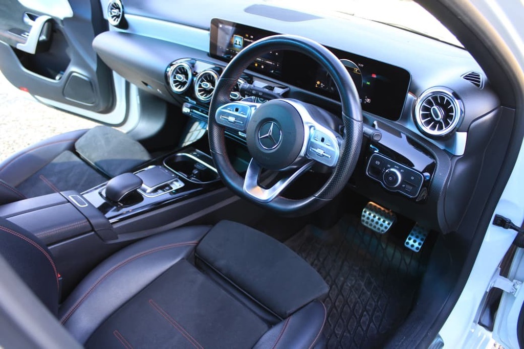 2019 MERCEDES-BENZ A CLASS, White, 108000Kms, Automatic, , Petrol, R459 900, Kuilsriver