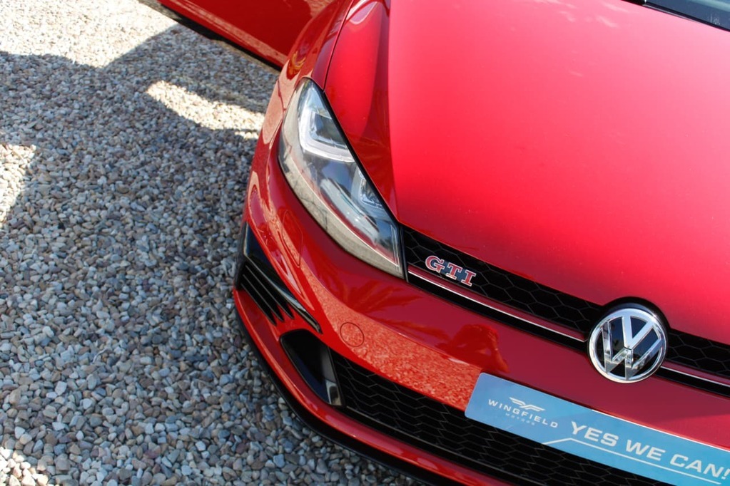2017 VOLKSWAGEN GOLF 7, Red, 101000Kms, Automatic, , Petrol, R499 900, Kuilsriver
