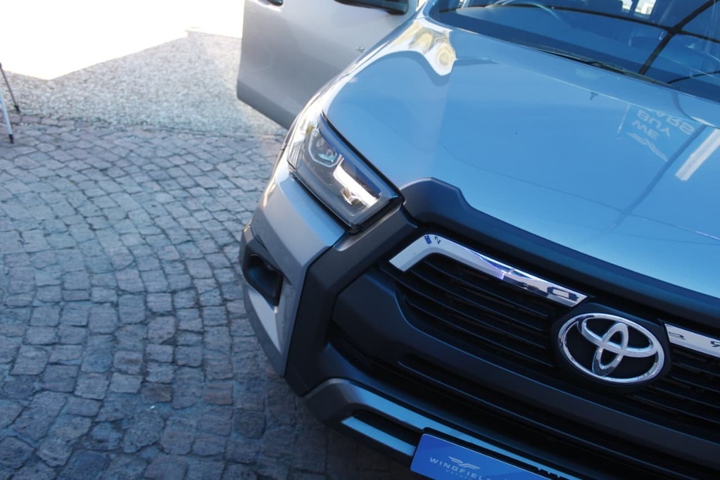 2021 TOYOTA HILUX, Silver, 101000Kms, Automatic, Bakkie Double Cab, Diesel, R579 900, Kuilsriver