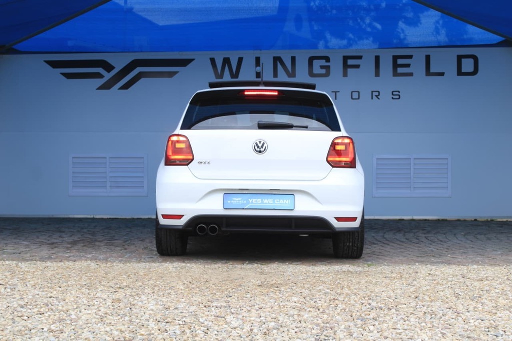 2015 VOLKSWAGEN POLO, White, 190000Kms, Automatic, , Petrol, R269 900, Wingfield Motors Kuilsriver