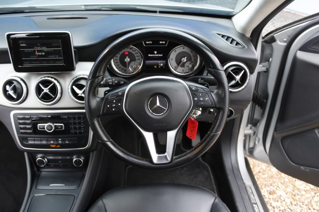 2016 MERCEDES-BENZ GLA, Silver, 178800Kms, Automatic, , Diesel, R229 900, Kuilsriver