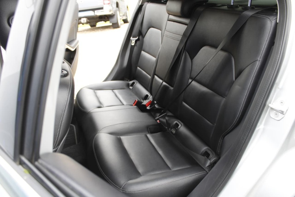 2016 MERCEDES-BENZ GLA, Silver, 178800Kms, Automatic, , Diesel, R229 900, Kuilsriver