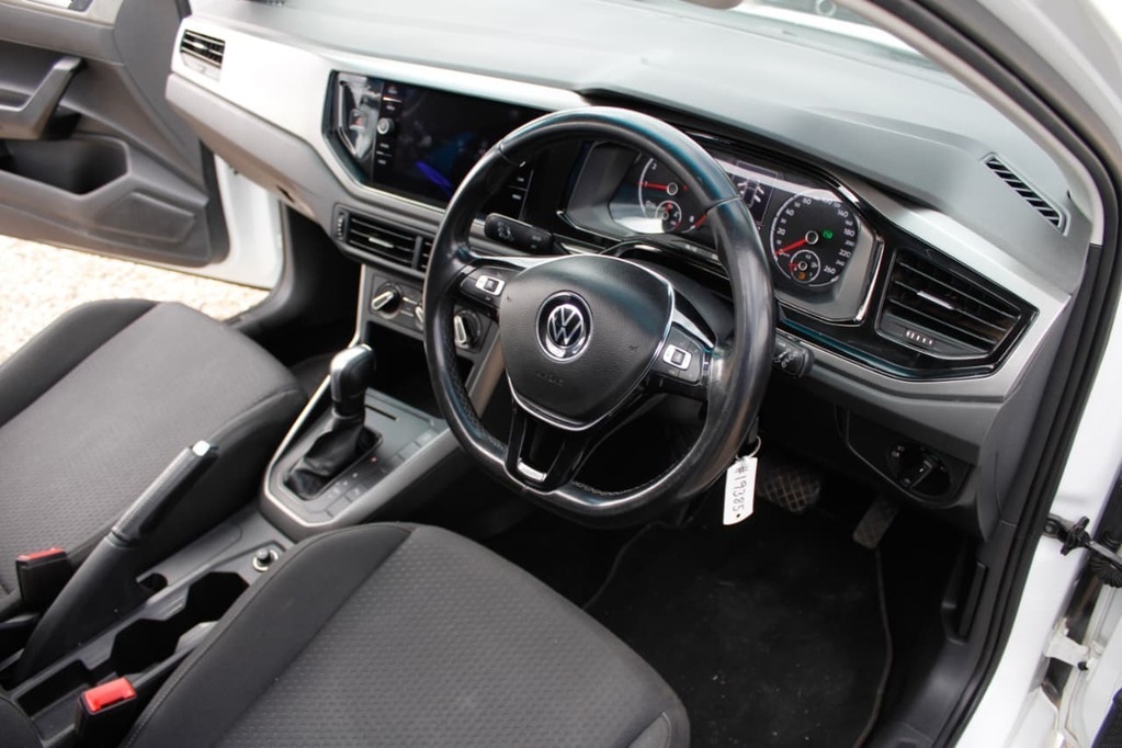 2019 VOLKSWAGEN POLO, White, 96000Kms, Automatic, , Petrol, R299 900, Kuilsriver