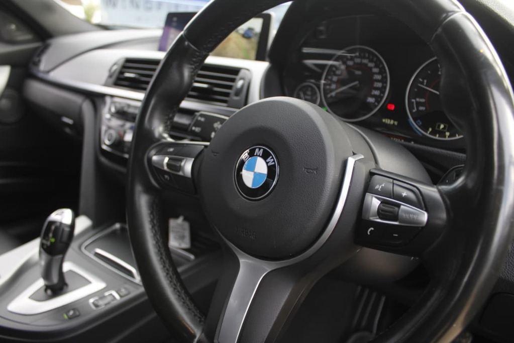 2018 BMW 3 SERIES, Grey, 87000Kms, Automatic, Sedan, Diesel, R399 900, Kuilsriver