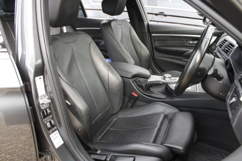 2018 BMW 3 SERIES, Grey, 87000Kms, Automatic, Sedan, Diesel, R399 900, Kuilsriver