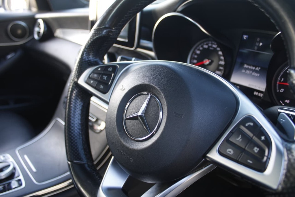 2016 MERCEDES-BENZ GLC, Grey, 130000Kms, Automatic, , Petrol, R344 900, Kuilsriver