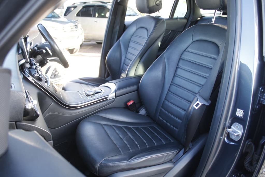 2016 MERCEDES-BENZ GLC, Grey, 130000Kms, Automatic, , Petrol, R344 900, Kuilsriver