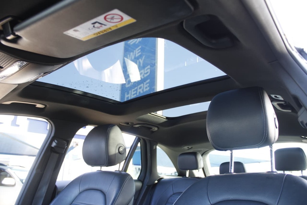 2016 MERCEDES-BENZ GLC, Grey, 130000Kms, Automatic, , Petrol, R344 900, Kuilsriver