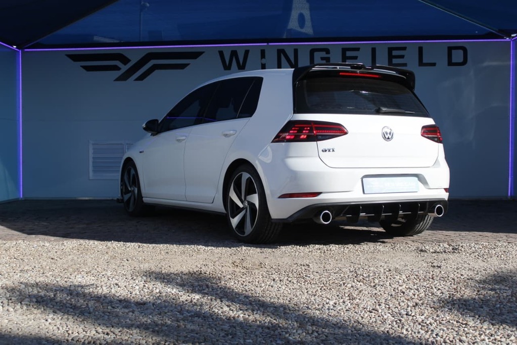 2018 VOLKSWAGEN GOLF 7, White, 211000Kms, Automatic, , Petrol, R299 900, Wingfield Motors Kuilsriver