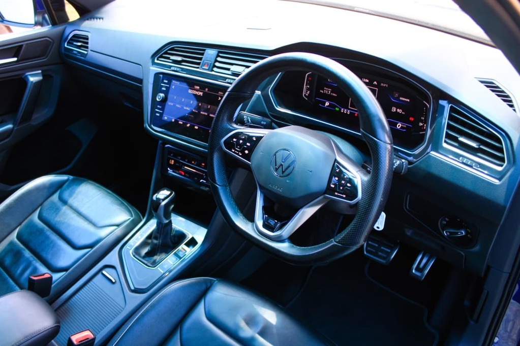 2022 VOLKSWAGEN TIGUAN, Blue, 126000Kms, Automatic, SUV, Petrol, R469 900, Wingfield Motors Kuilsriver