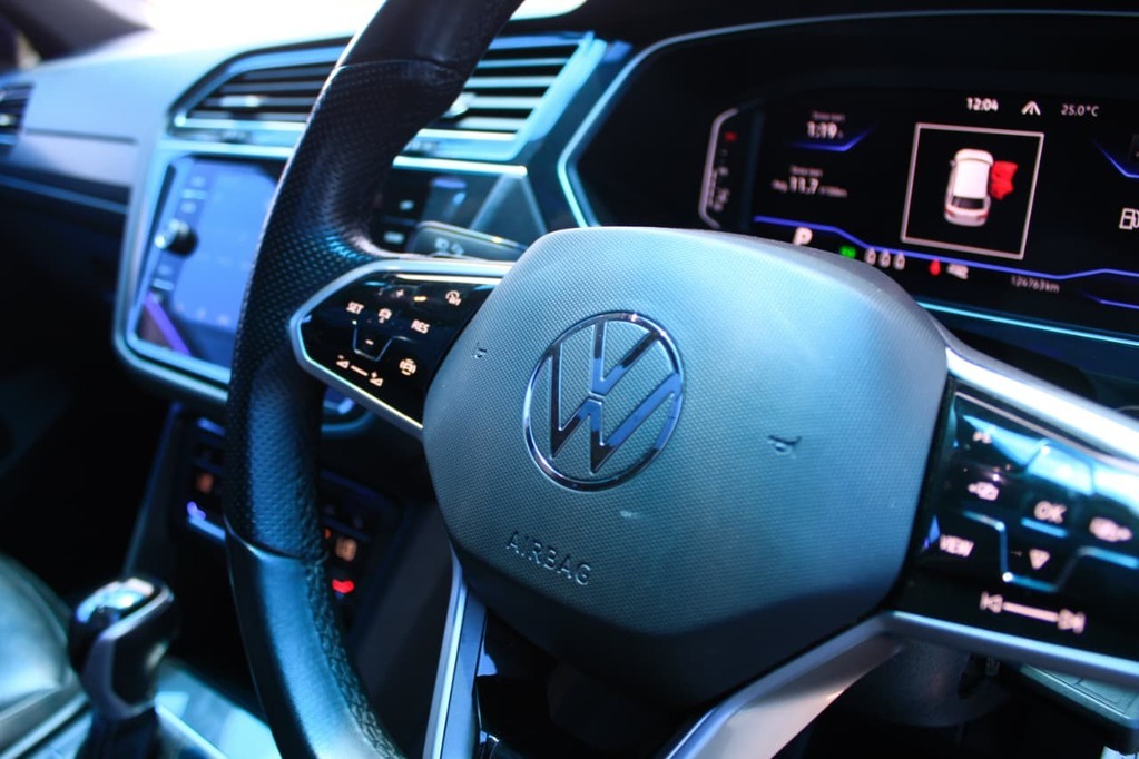 2022 VOLKSWAGEN TIGUAN, Blue, 126000Kms, Automatic, SUV, Petrol, R469 900, Wingfield Motors Kuilsriver
