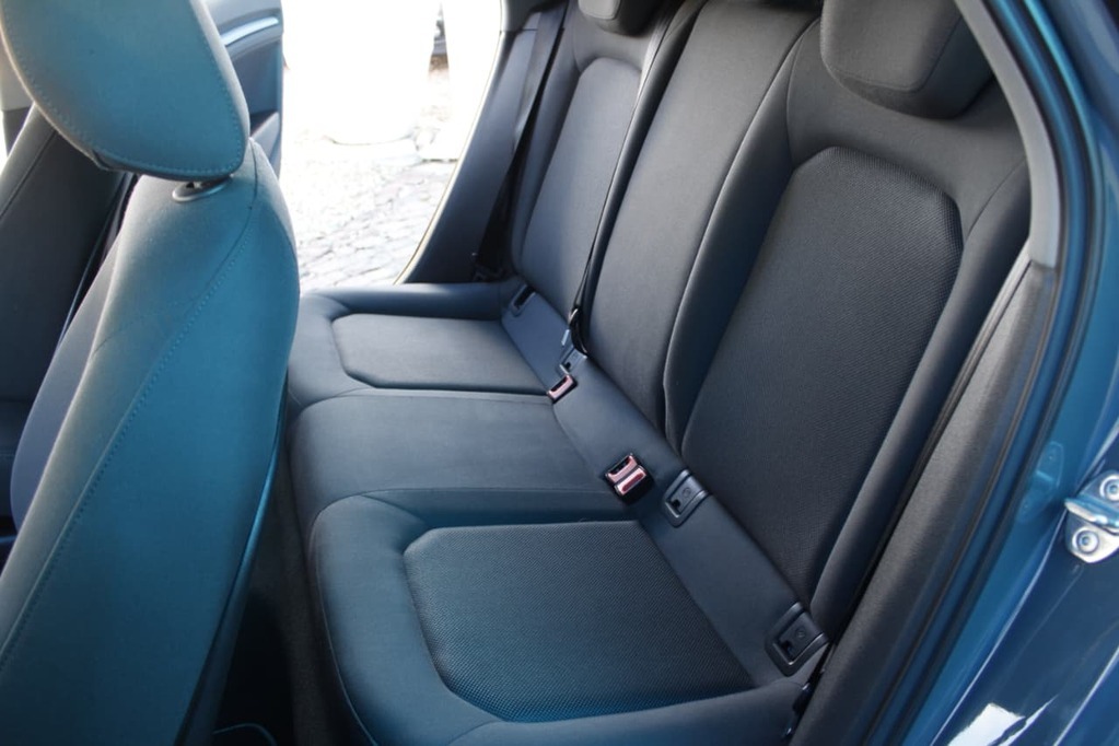 2020 AUDI A3, Blue, 111000Kms, Automatic, Hatchback, Petrol, R319 900, Kuilsriver