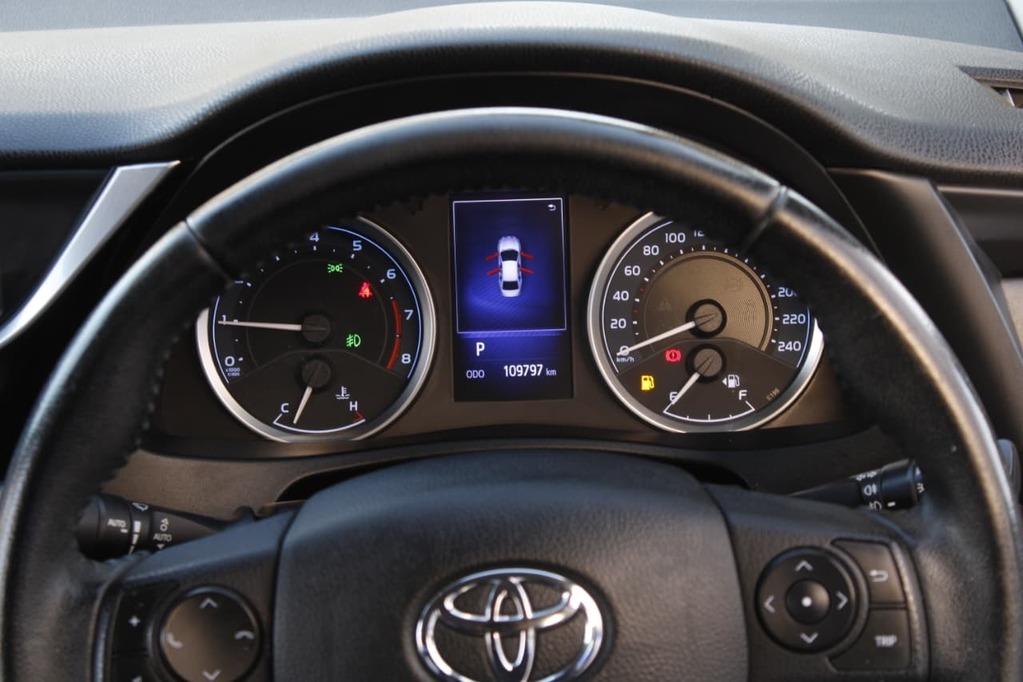 2017 TOYOTA COROLLA, White, 98000Kms, Automatic, , Petrol, R229 900, Kuilsriver